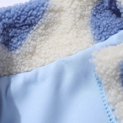 Karolina – dwustronna damska kurtka z serduszkami