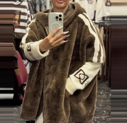 Kurtka damska z kapturem i zamkiem błyskawicznym